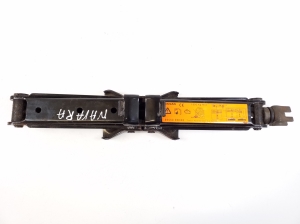 Domkrats - 99550EB300