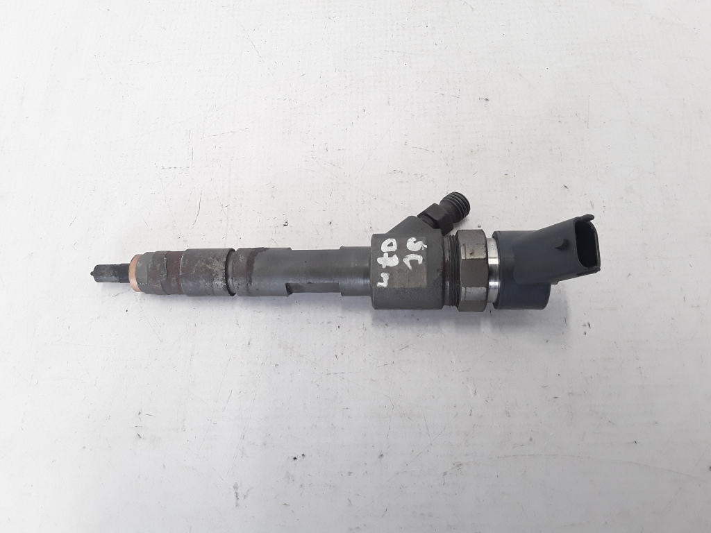 RENAULT Scenic 2 generation (2003-2010) Fuel Injector 8200389369 21081184