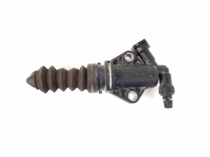 Mercedes Benz C-Class 204 (2007–2014) Siduri töösilinder A2042640027 - 2