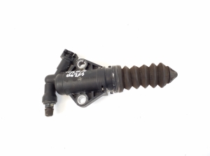   Clutch slave cylinder  - A2042640027 