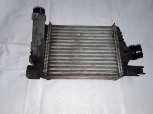  Intercooler radiator 