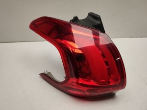   Rear corner lamp 