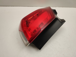  Rear corner lamp 