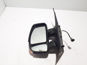  Side mirror and its details 