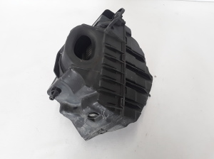 RENAULT Scenic (2009–2015) Luftfiltergehäuse 8200947664 - 5