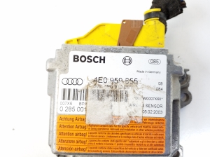 AUDI A8 D3 (2002–2010) Turvapadja moodul 4E0959655 - 2