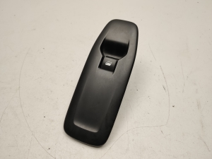   Rear side door glass switch 