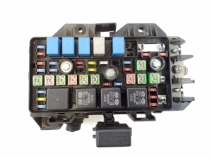 Fuse boxes - 919503J020