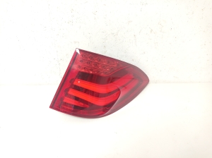  Rear corner lamp 