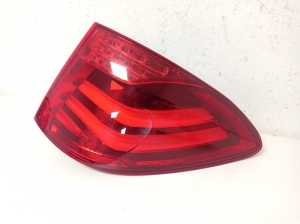  Rear corner lamp 