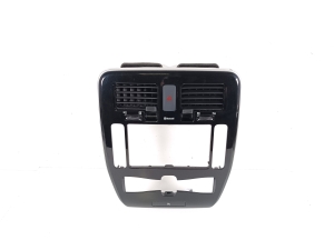 NISSAN Leaf I (2010–2017) Dashboard air vent grilles - 6