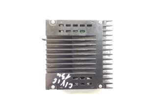 Honda Civic IX (2011–2015) Audioverstärker 39186TA9E010M1