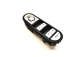 Front door glass switch - 93571-GI380