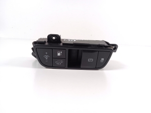 Switch and its parts - 93700CV200WK