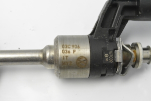  Fuel injector 