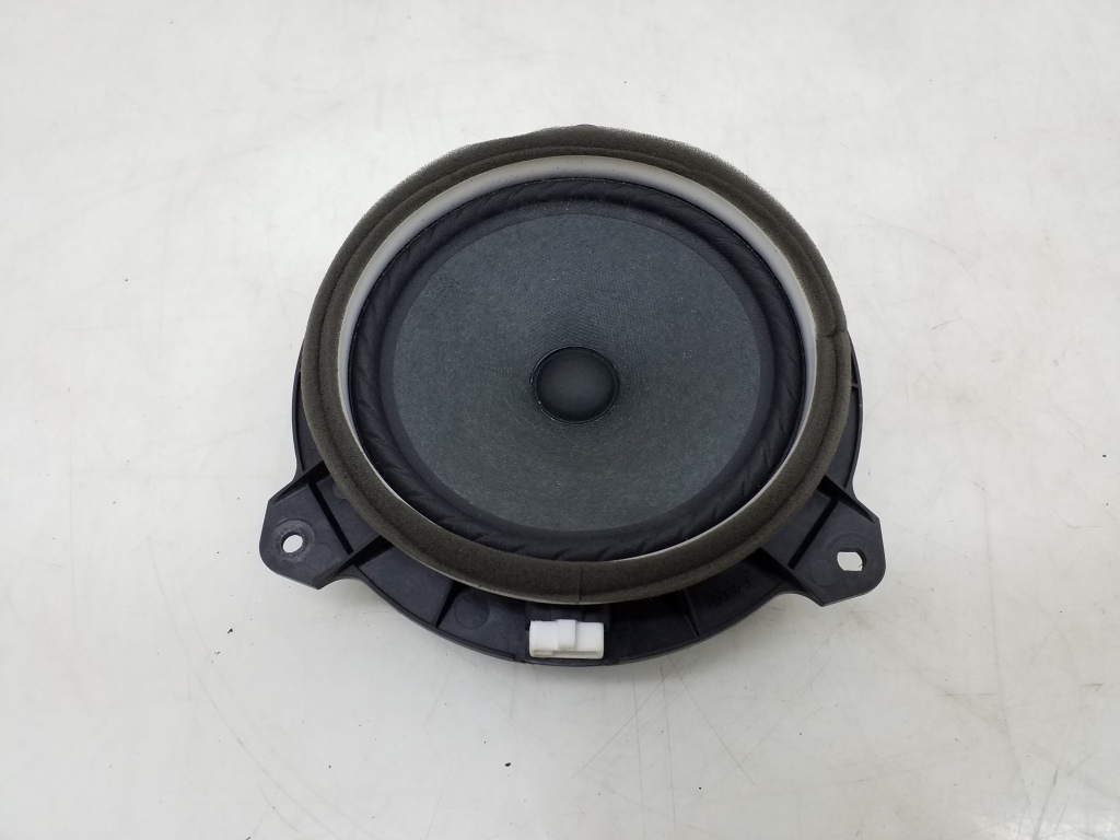 TOYOTA RAV4 3 generation (XA30) (2005-2012) Rear Right Door Sound Speaker 861602B580 20981605