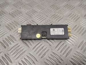 Antenna amplifier - 7H5035532B