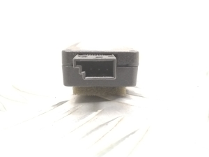 Volkswagen Transporter T5 (2003–2015) Antenna amplifier 7H5035577H - 3