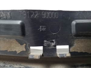NISSAN Note E11 (2005–2014) Stoßstangenhalterung hinten 791229U00 - 3