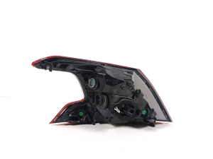 Peugeot 308 (2013–2021) Eckleuchte hinten 9823728580 - 3