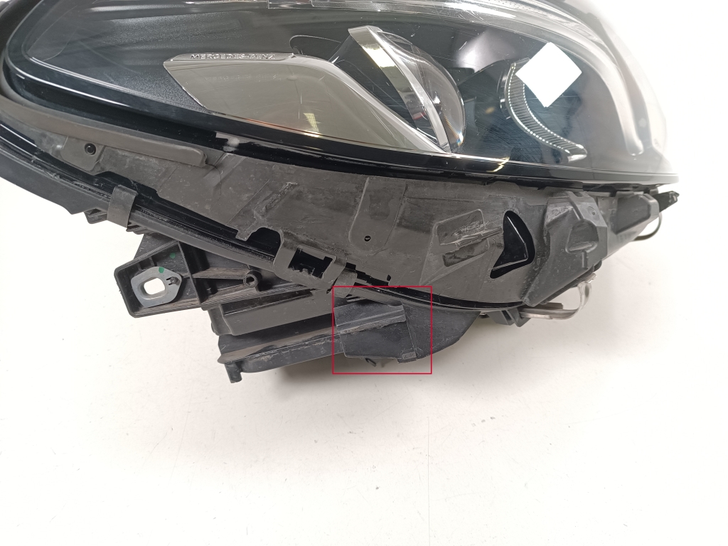 MERCEDES-BENZ B-Class W246 (2011-2020) Priekšējais labais lukturis A2469066201 26920590