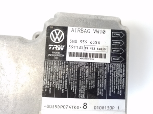 Volkswagen Passat B6 (2005–2010) Airbag module 5N0959655A - 3