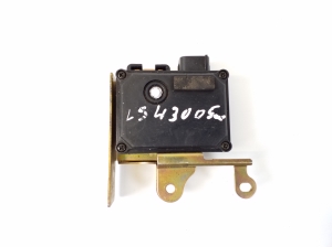 LEXUS LS (2000–2006) Alarm siren 8904050010 - 3
