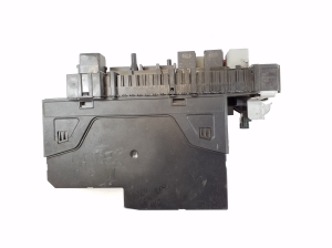 Mercedes Benz C-Class 204 (2007–2014) SAM-Block A2049001002 - 3