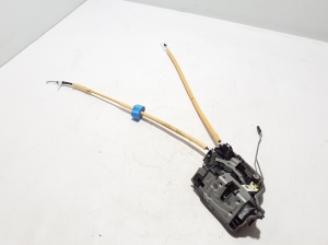BMW 5 SERIES G30 (2016–2026) Rear side door lock 7477690 - 3