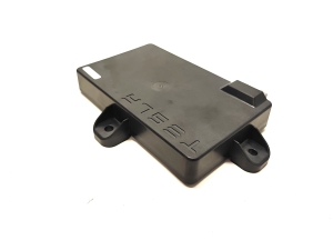 Tesla Model X X (2015–2026) Rear side door control unit 1045490-00-G - 4