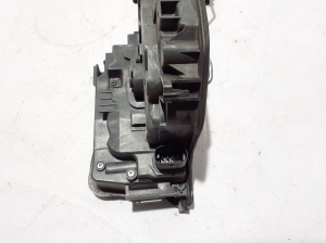 BMW 5 SERIES G30 (2016–2026) Rear side door lock 7477689 - 4