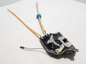BMW 5 SERIES G30 (2016–2026) Rear side door lock 7477689 - 5
