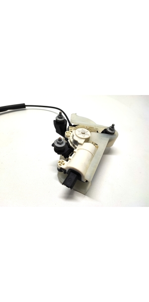 Tesla Model X X (2015–2026) Rear side door lock 1127339-00-C - 2