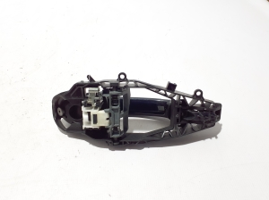 BMW 5 SERIES G30 (2016–2026) Front door external opening handle and its details - 2
