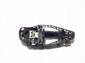 BMW 5 SERIES G30 (2016–2026) Rear side door exterior handle and its parts - 3