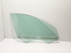   Fenster Scheibe Tür vorne  - 7339456 