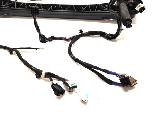 Tesla Model X X (2015–2026) Rear side door upper hinge 1028782-00 - 2