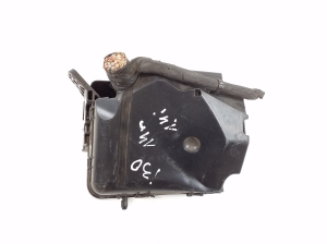 Hyundai i30 (2011–2017) Kaitsmekarp salongis 919513X140 - 3