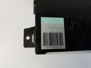 LEXUS LS (2000–2006) Juhtplokk 8865050420 - 2
