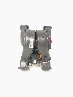   Cabin shoulder motor 