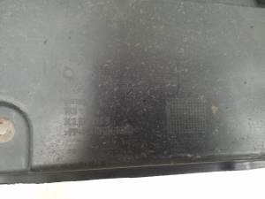 Volkswagen Passat B6 (2005–2010) Rear underbody shield 3C0825216B - 2