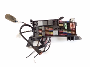 Fuse box in the trunk - A1645400272