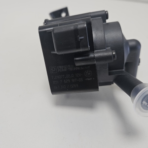 BMW 7 SERIJA F01 (2008–2015) Pompe à eau pour automobile 11517629916 - 3