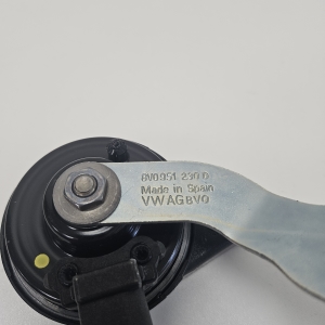 AUDI A3 8V (2012–2020) Helisignaal 8V0951210D - 4