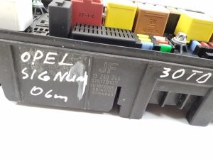 Opel Signum (2003–2008) Fuse boxes 519178107 - 3