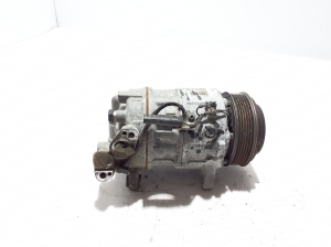  Air conditioner compressor 