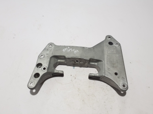 BMW 5 SERIES G30 (2016–2026) Getriebehalter 9485331