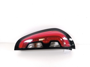  Rear corner lamp 