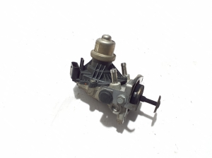  EGR valve 