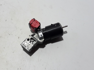  Ignition switch 